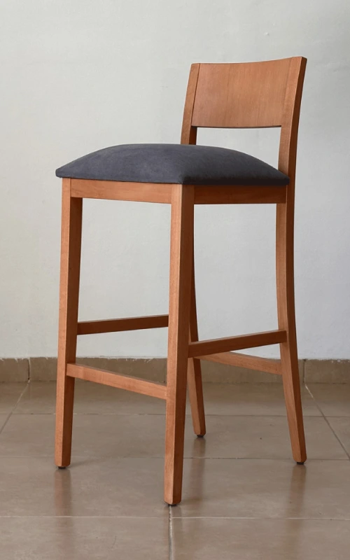 Banqueta alta de madera con asiento tapizado en pana gris oscuro