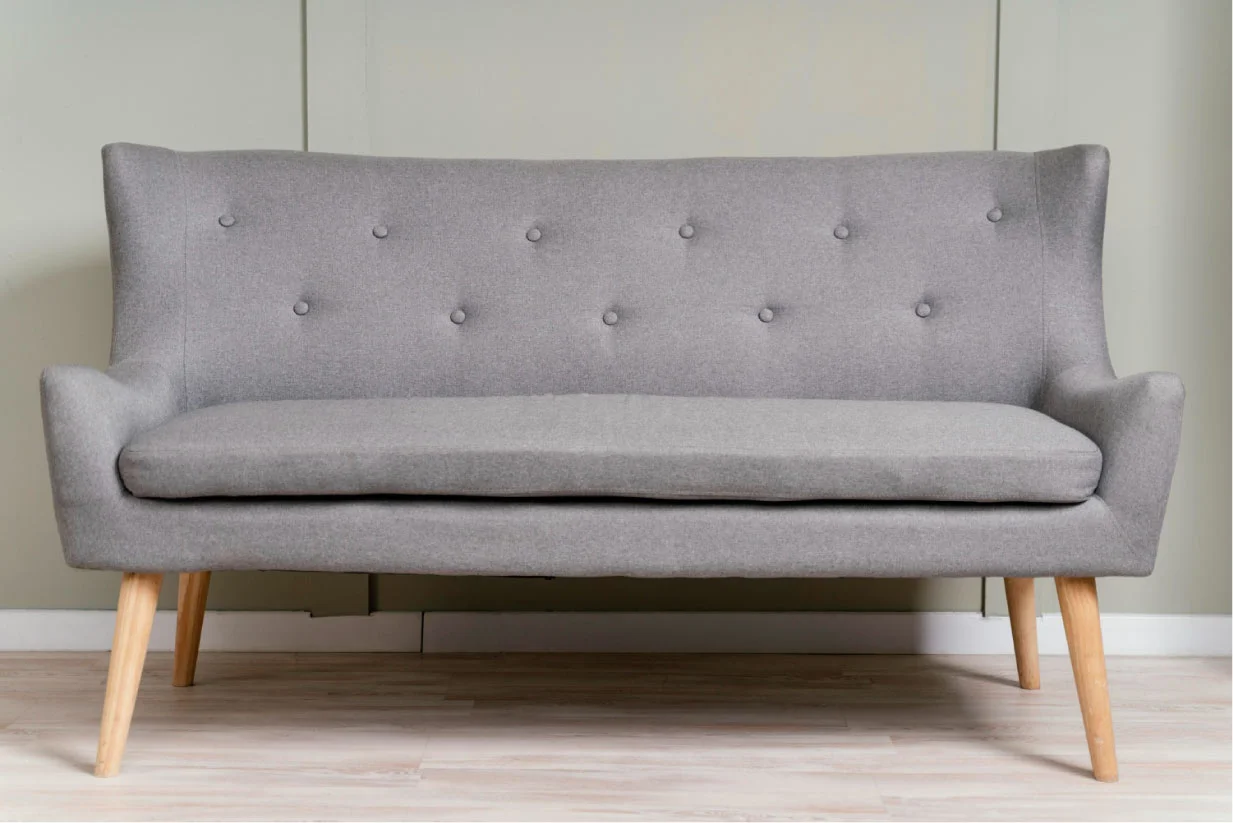 Sillón de cuero en un ambiente de living